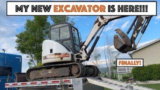 My New Excavator Is finally Here The DIY Garage Shelves Are Done