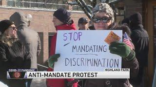Anti-vaccine mandate protest held in Highland Park