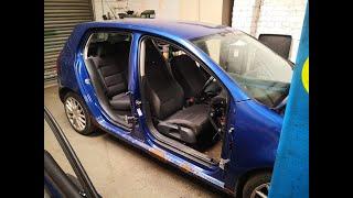 Remove a Vw door in under 2 minutes Mk5 GolfJetta #shorts