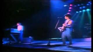 Hall & Oates - Wait For Me Live - STEREO