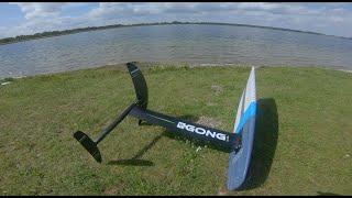 What it means learn kite foiling in crap wind conditions without surfstraps