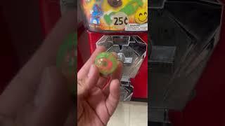 Day 17 - Rubiks Cube Keychain #arcade #vendingmachine