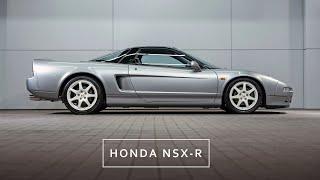 Detailing Honda NSX-R