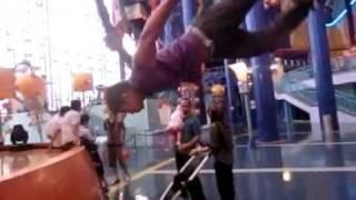 Iskys Quick Trick in Malaysian Mega Mall Time square theme park