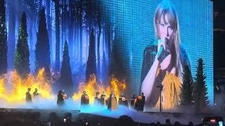 Taylor Swift Eras Tour - Willow - Los Angeles 8823 Floor Seat C16-1