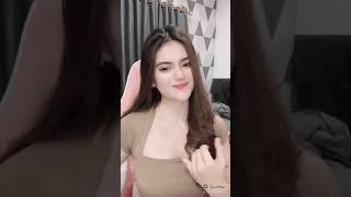 yang di hati cuma ada kamu iya kamu yang belu tau siapa