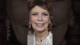 ️Sophia Loren 88 años