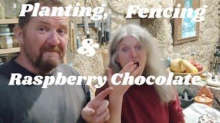 Fencing with mesh Building with Blocks and cooking with Chocolate 135
