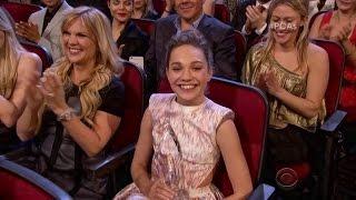 Maddie Ziegler @ Peoples Choice Awards 2016