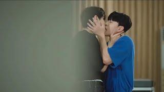 WHY R U? Ep 5 kiss scene #kiss #koreanbl #love #thaibl #bldrama #fypシ #taiwanbl #trend #shorts