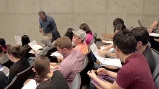 Biology Professor uses Flipped Classroom method