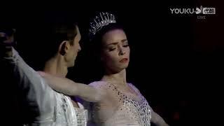 Ekaterina Krysanova Semyon Chudin in Balanchines Diamonds pas de deux