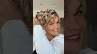 Curly short hair #hairtutorial #kurzhaarfrisur #pixiehaircut #salirasa #flatiron #cabelocurto