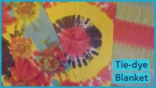 Learn how to tie dye a picnic blanket in this free activity