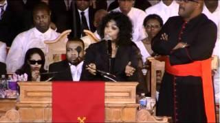 Cece Winans Whitney Houstons Funeral