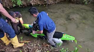 Ride KLX250 Masuk Sungai Gila-gila Budak Kampung