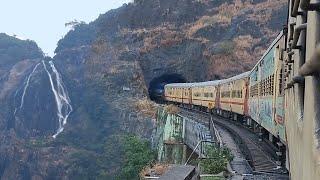 GOA TO DHANBAD  Full Train Journey 17321Vasco da Gama - Jasidih Weekly Express Indian Railways