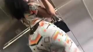 Big Booty Girl Twerking