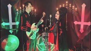 Twin Temple -The Devil Didnt Make Me Do It Live & Undead Stripped Back From TTs Ritual Chamber