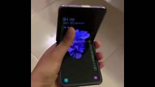 Samsung Galaxy Z Flip Hands On - Ben Geskin