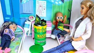 SOUR CANDY CHALLENGE Katya and Max are a funny family Funny Barbie Dolls stories Darinelka TV