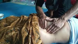 Traditional massage _ How to massage stomach pain due to bloating