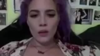Halsey singing Girls by The 1975