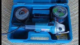 How to Pack the Makita Angle Grinder into the Plastic Box - Step by Step Instructions - Tutorial