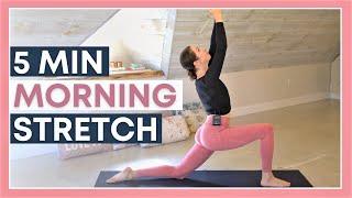 5 min Beginner Morning Yoga Stretches to WAKE UP