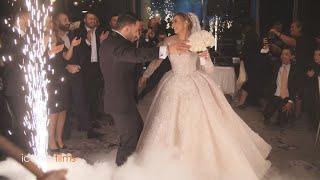 Amazing Lebanese Singer performs with Arabic Zaffet for wedding entry
