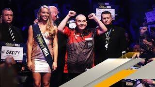 Gänsehaut-Empfang Ally Pally singt für Phil Taylor  SPORT1 DARTS