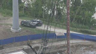 Crews work to recover body in Buffalo Bayou in east downtown Houston
