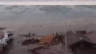 Tsunami di PALU dan DONGGALA... MENAKUTKAN....