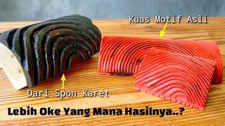 Dua Perbedaan Hasil Nuansa motif serat kayu baik dari Spon karet maupun dari kuas motif yang asli.