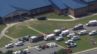 Pepper spray released at Smithfield-Selma High School in Johnston County students injured