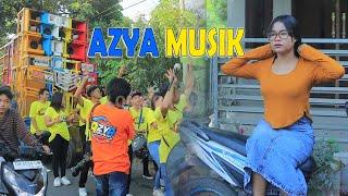 Kumpulan Cewek imut dan cantik meramaikan Azya Musik