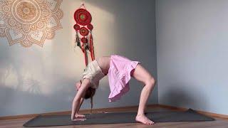 Stretching yoga flow - Deep Back Stretching