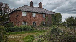 HAUNTED ABANDONED HOUSE FOUND IN THE WOODS FAMILY STILL HAUNTS THIS ABANDONED MANOR