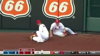 Tommy Edman and Lars Nootbaar OUTFIELD COLLISION