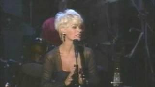 Lorrie Morgan - Something In Red