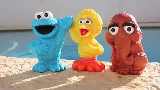 Elmo Cookie Monster Pool Party Elmo Bath Adventure Steamboat Big Bird Snuffy Swim Bath REUPLOADED