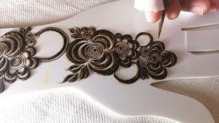 Rose henna design for hands   Full hand Arabic henna design for back hand.