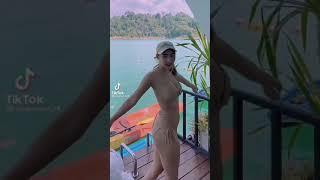 TIKTOk semok banget kelihatan anu ya hot banget