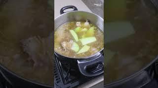  Discover the Comforting Flavors of Chicken Tinola  Filipino Classic Recipe  #shorts #ytshorts