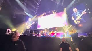 Gotta Be Somebody - Nickelback LIVE in Quebec City - Get Rolling Tour 06-12-2023