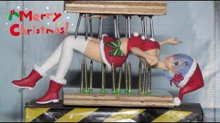 【ACTION FIGURE】REM SANTA BETWEEN NAIL BEDS HYDRAULIC PRESS EXPERIMENT