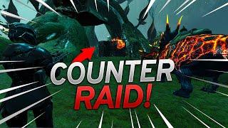 Countering the Weirdest Raid Ive Ever Seen on ARK...