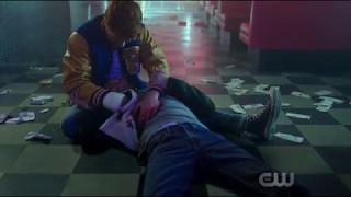 Riverdale - 1x13 Fred is shot on Pop’s