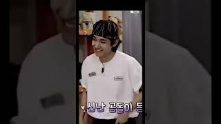 the way Taehyung reacted when the girl....