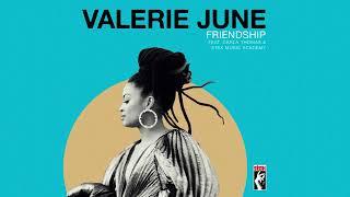 Valerie June – Friendship feat. Carla Thomas & Stax Music Academy